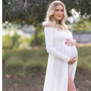 Maternity gown/ dress